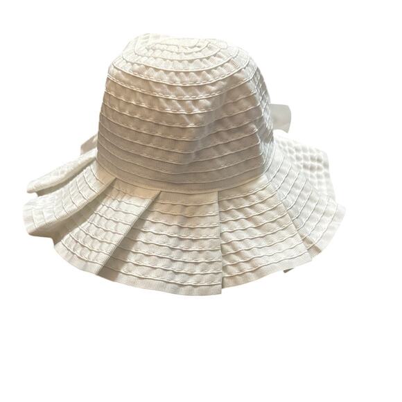 Janie and Jack Pleated Ribbon Hat White Size 0-3 months New with tags - Picture 2 of 4